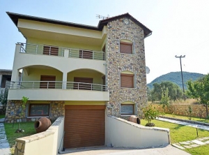 Glyfoneri Apartments main image